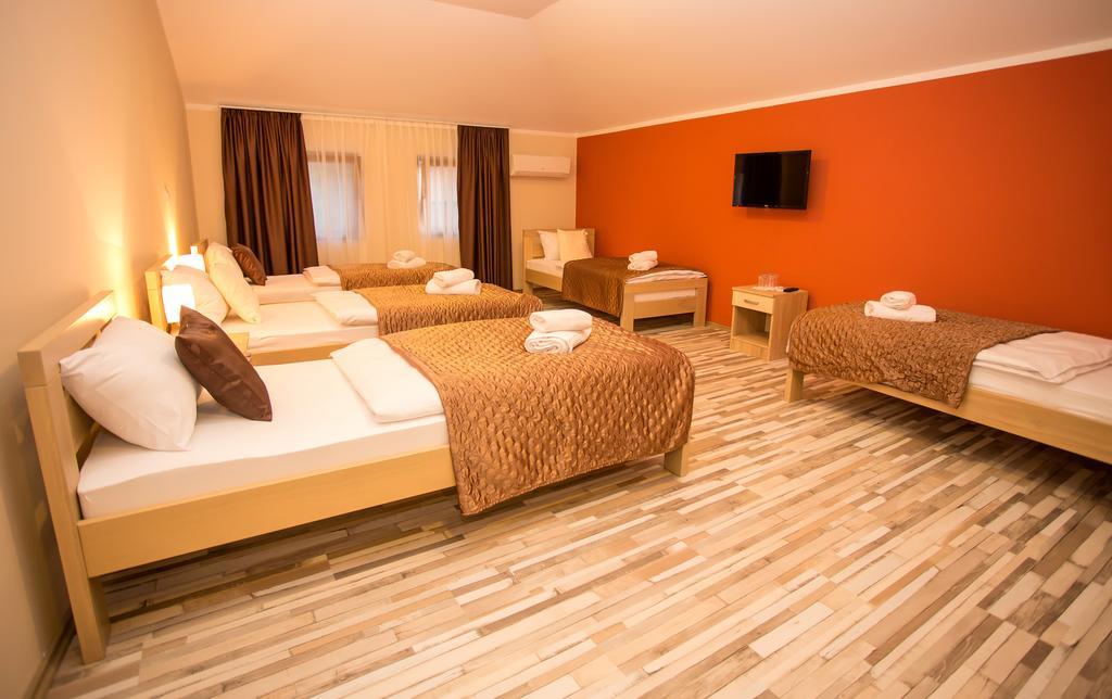 Hotel Hana โมสตาร์ ห้อง รูปภาพ